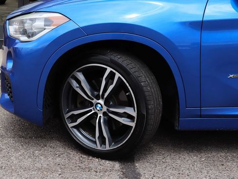 Used 2018 BMW X1 xDrive28i w/ M Sport Package AWD/4WD image 5
