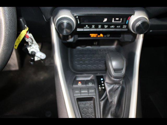 Used 2019 Toyota RAV4 LE FWD image 25