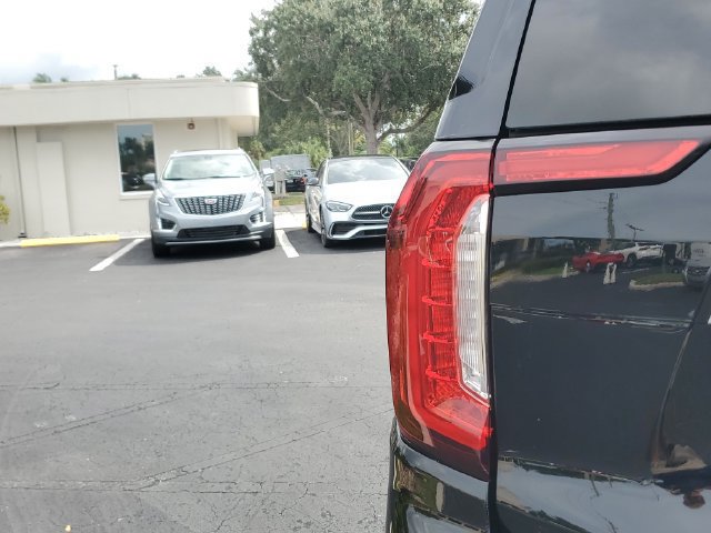 Used 2023 GMC Yukon Denali w/ Denali Reserve Package AWD/4WD image 29