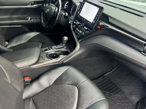 Used 2021 Toyota Camry XSE w/ Navigation Upgrade Package image 12