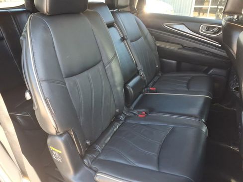 Used 2019 INFINITI QX60 Luxe w/ Essential Package FWD image 13