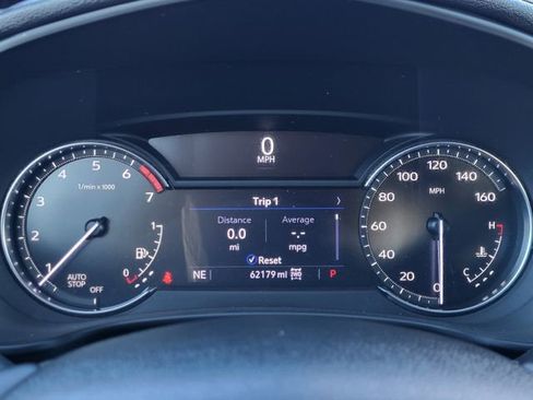 Used 2023 Cadillac XT4 Premium Luxury image 10