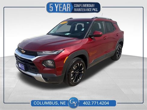 Used 2023 Chevrolet TrailBlazer LT w/ Convenience Package AWD/4WD image 1