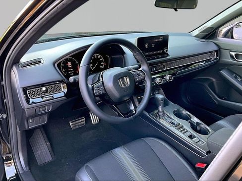 Used 2025 Honda Civic Sport image 14