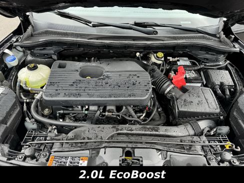 Used 2020 Ford Escape Titanium AWD/4WD image 11
