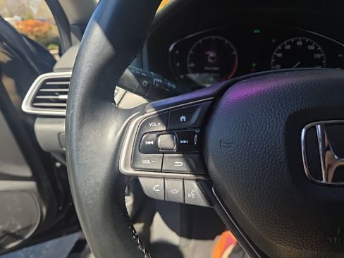Used 2020 Honda Accord EX-L image 17