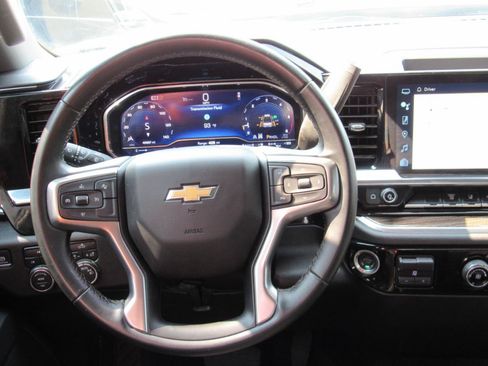 Used 2024 Chevrolet Silverado 3500 LT AWD/4WD image 23