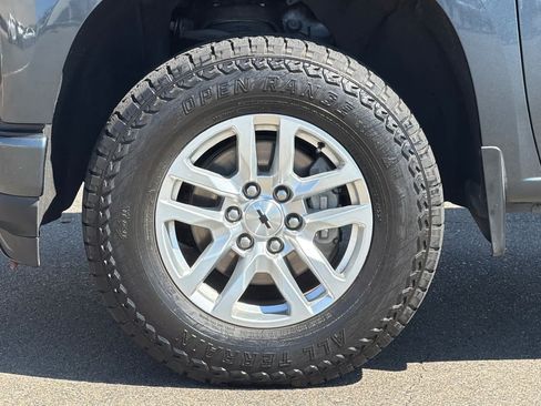 Used 2020 Chevrolet Silverado 1500 RST AWD/4WD image 31