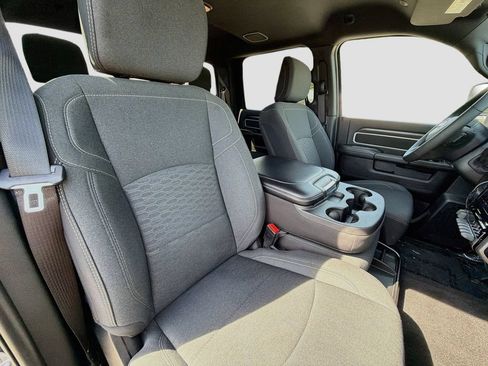 Used 2025 RAM 2500 Big Horn AWD/4WD image 27