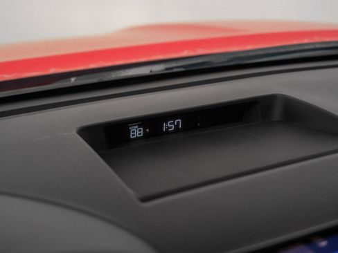 Used 2010 Toyota Tundra Platinum image 28