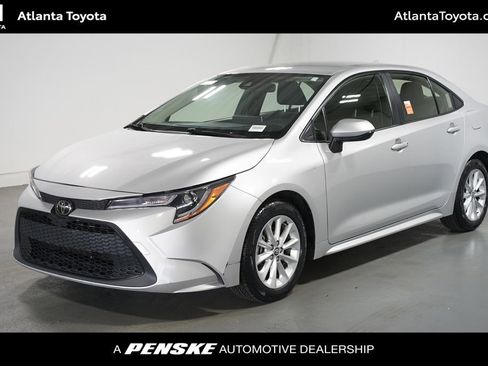 Used 2021 Toyota Corolla LE w/ LE Convenience Package image 1