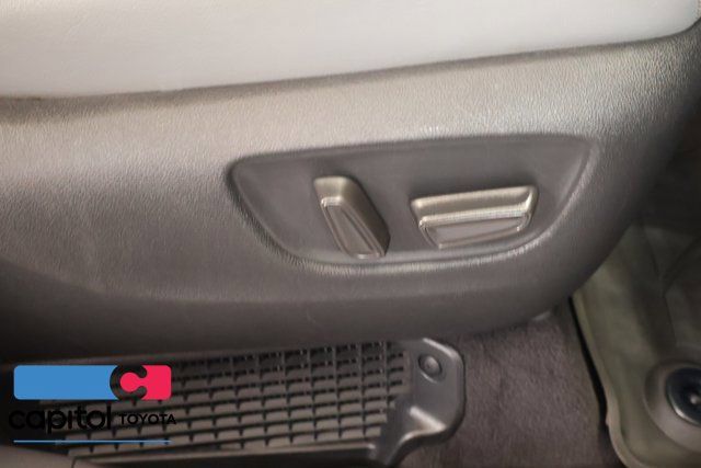 Certified 2022 Toyota Sienna Limited AWD/4WD image 32