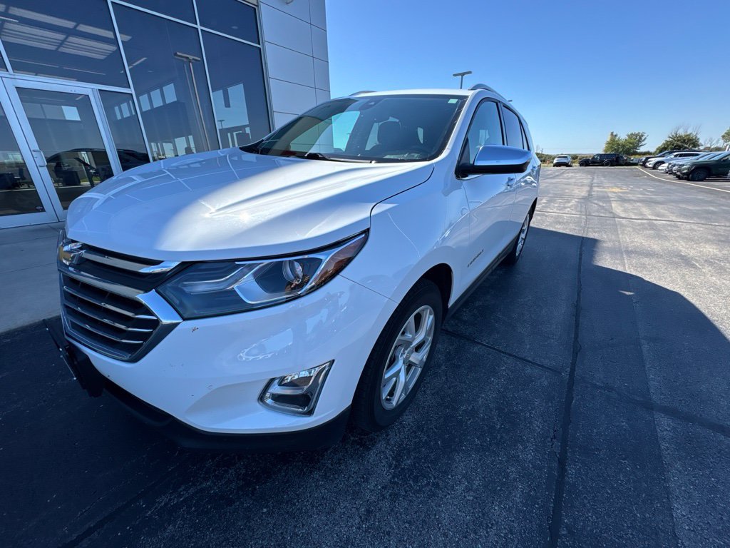 Used 2018 Chevrolet Equinox Premier AWD/4WD image 3