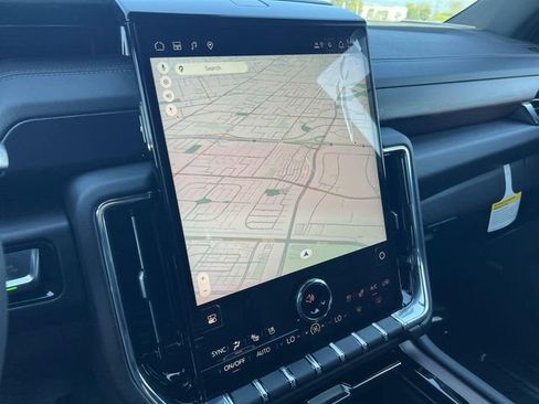 New 2026 GMC Yukon Denali w/ Denali Reserve Package image 18