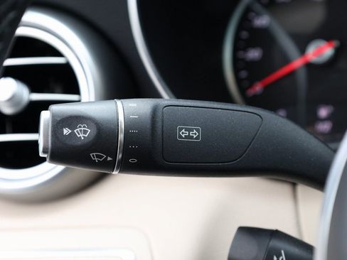 Used 2019 Mercedes-Benz C 300 w/ Premium Package image 39