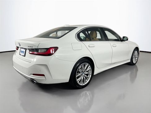 Certified 2024 BMW 330i xDrive Sedan w/ Premium Package AWD/4WD image 5