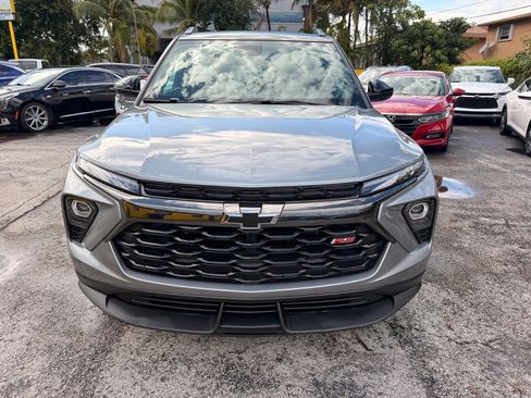 Used 2025 Chevrolet TrailBlazer RS w/ Convenience Package FWD image 5
