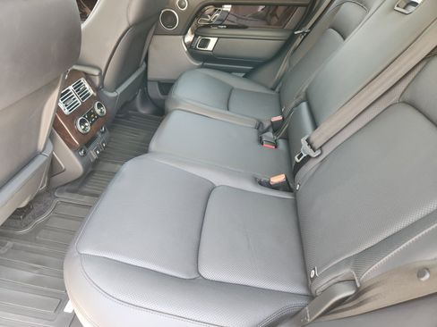 Used 2020 Land Rover Range Rover HSE image 27