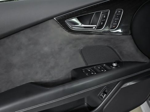 Used 2016 Audi RS 7 Prestige AWD/4WD image 14