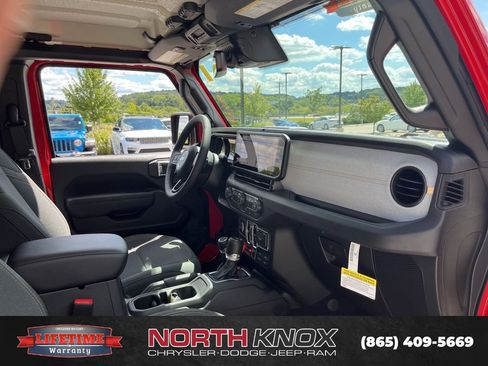 New 2025 Jeep Gladiator Sport image 29