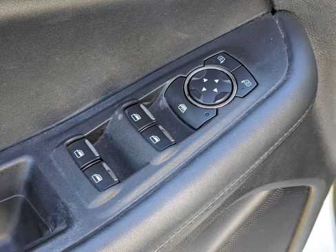 Used 2021 Ford Edge SEL w/ Convenience Package image 13