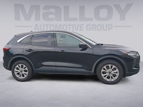 Used 2023 Ford Escape Active AWD/4WD image 3