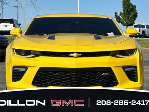 Used 2016 Chevrolet Camaro SS RWD image 9