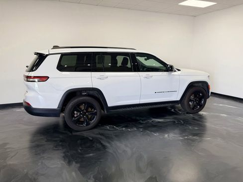 Used 2024 Jeep Grand Cherokee L Limited w/ Luxury Tech Group II AWD/4WD image 9