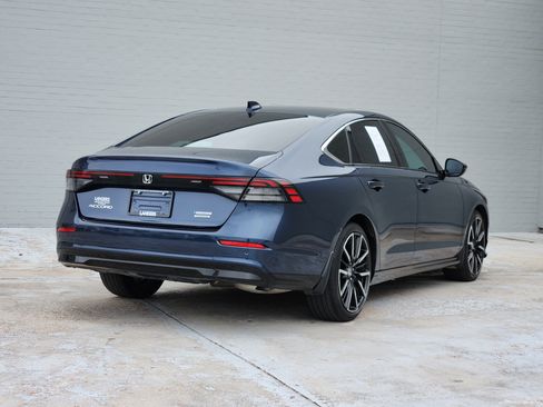 Used 2023 Honda Accord Touring image 8