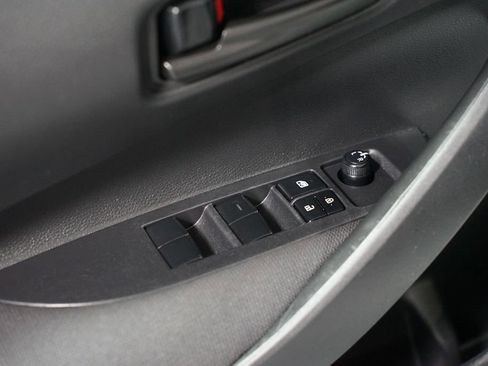 Certified 2024 Toyota Corolla LE image 28