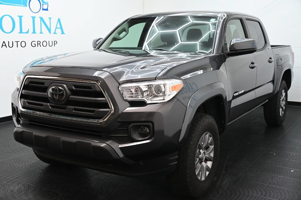 Used 2018 Toyota Tacoma SR5 AWD/4WD image 6