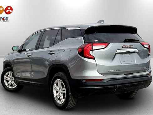 Used 2025 GMC Terrain Elevation image 12