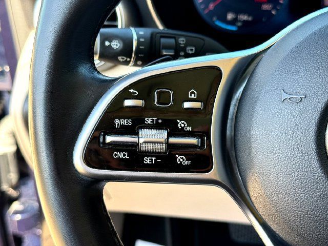 Used 2022 Mercedes-Benz GLC 300 4MATIC image 14