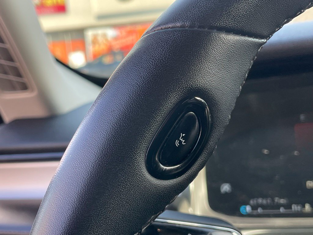 Used 2023 Lincoln Aviator AWD w/ Premium Package image 15