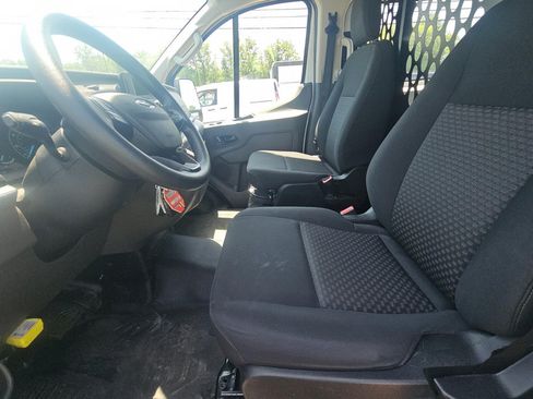 Used 2025 Ford Transit 250 Low Roof w/ Exterior Upgrade Package RWD image 6