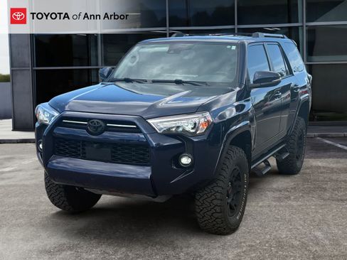 Used 2024 Toyota 4Runner SR5 Premium w/ Moonroof Package AWD/4WD image 2
