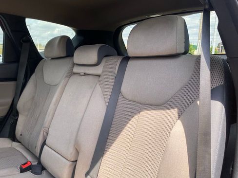 Used 2019 Hyundai Santa Fe SEL image 26