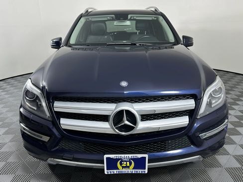 Used 2015 Mercedes-Benz GL 450 4MATIC image 3