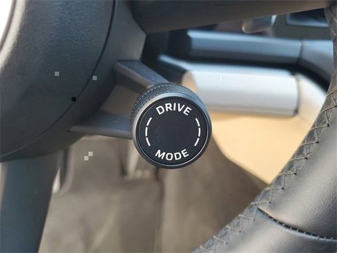 Certified 2025 Porsche Panamera image 24