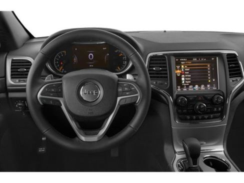 Used 2021 Jeep Grand Cherokee Laredo w/ Security & Convenience Group AWD/4WD image 10