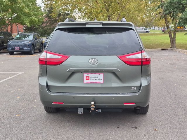 Used 2019 Toyota Sienna XLE Premium AWD/4WD image 6