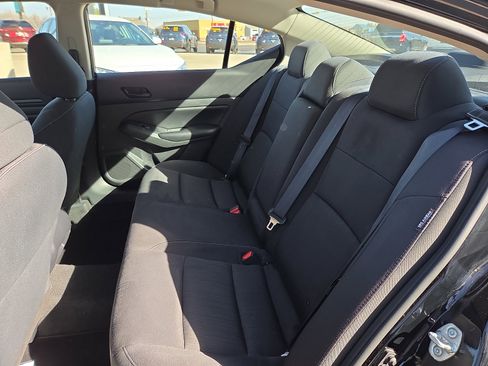 Used 2023 Nissan Altima 2.5 S image 9