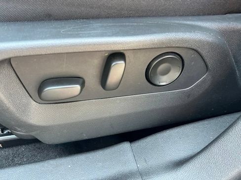 Used 2024 Buick Envision Preferred AWD/4WD image 29