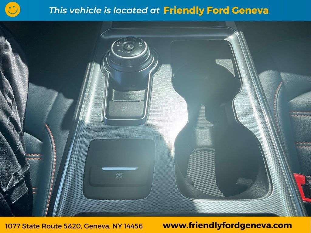 Used 2023 Ford Edge SEL w/ Sport Appearance Package AWD/4WD image 24