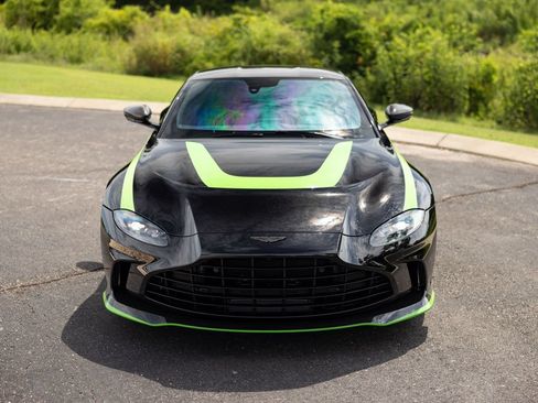 Used 2023 Aston Martin V12 Vantage RWD image 11