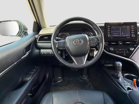 Used 2024 Toyota Camry SE w/ Cold Weather Package image 16