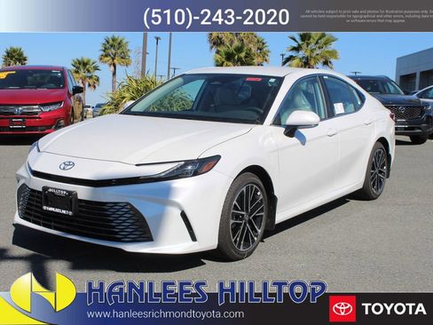 New 2026 Toyota Camry XLE image 3