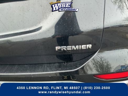 Used 2020 Chevrolet Equinox Premier image 29