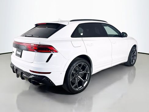 New 2025 Audi RS Q8 performance image 7