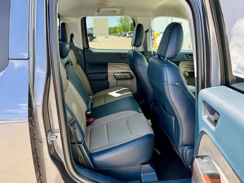 New 2026 Ford Maverick Lariat AWD/4WD image 18